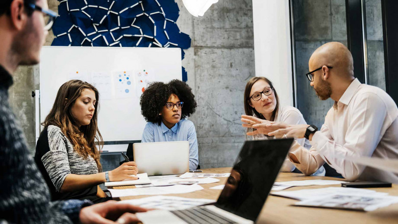Remote and Hybrid Work: Impact on Staffing Agencies in Canada