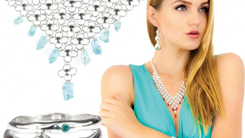 Ocean-Inspired Jewelry: Wave Necklaces & Their Calming Appeal