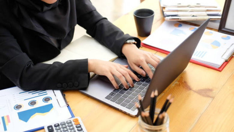 HR and Payroll Software in Dubai, UAE: A Must-Have for Modern Businesses