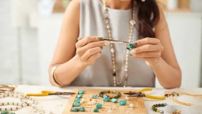 Analyzing Consumer Behavior in Jewelry E-commerce