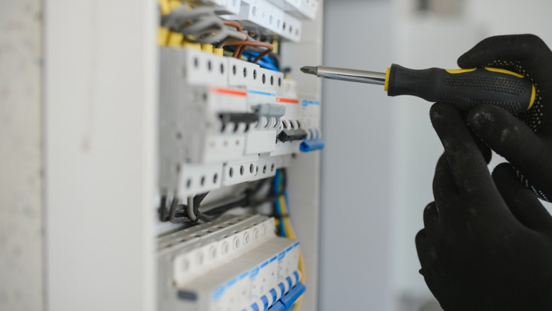 Top Reasons to Hire a Professional Electrician in Canning Vale for Your Electrical Needs