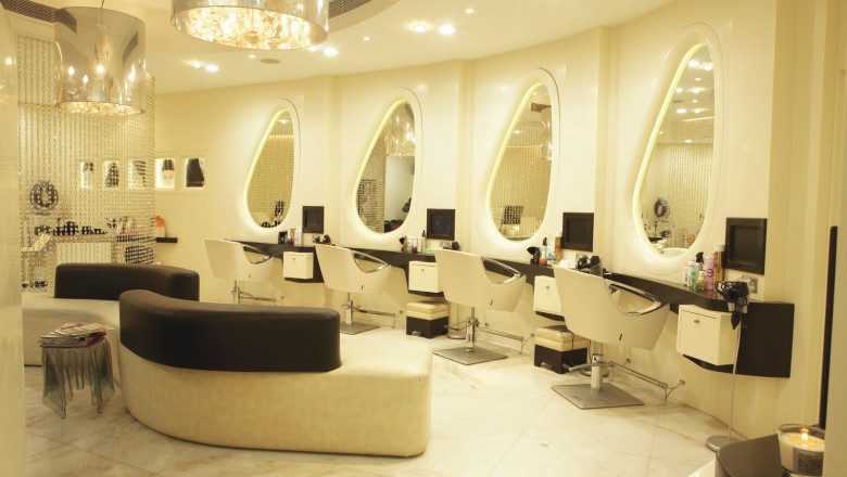 From Rags to Radiance: Premier Beauty Salon Makeovers