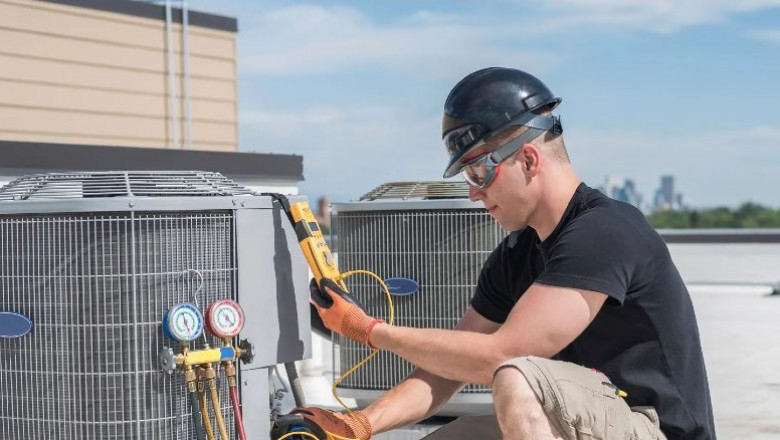 How HVAC Contractors Help in Hot Summers and Cold Winters