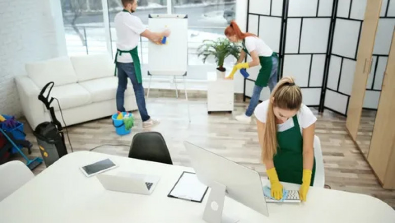 Office Cleaning Services Ensure Compliance with Health Standards
