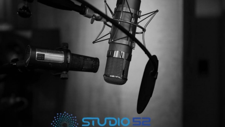 Best Voice Over artist in Dubai, UAE | Studio 52