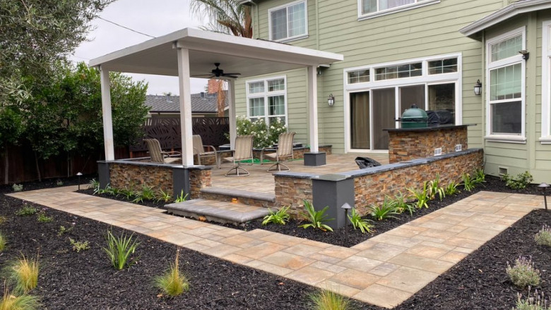 How a Paving Contractor Handle Concrete vs. Asphalt Paving Projects?