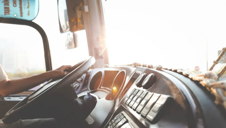 Planning a Trip? Here's Why You Should Consider a Bus Charter