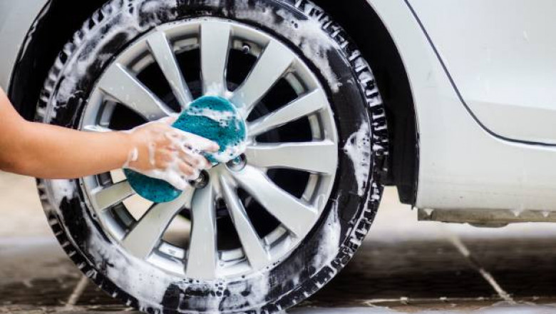 Why Car Detailing Service Is a Must After a Road Trip