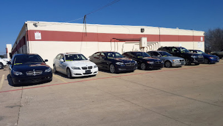 How Does an Auto Repair Shop Diagnose Complex Car Issues Quickly?