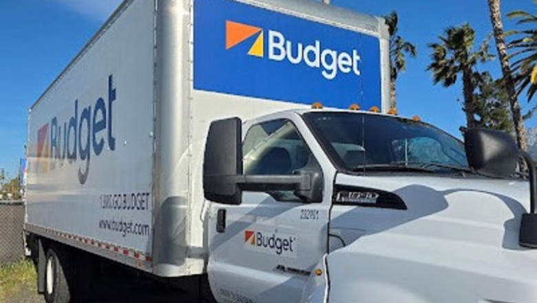 Why Should You Choose A Truck Rental Agency For Your Next Move?