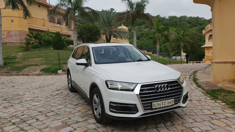 Ride in Style and Luxury with Audi Q7 Rentals in Jaipur