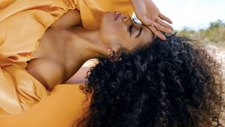 Catch the Wave with Curly Human Hair Deals in Our Seasonal Hair Sale