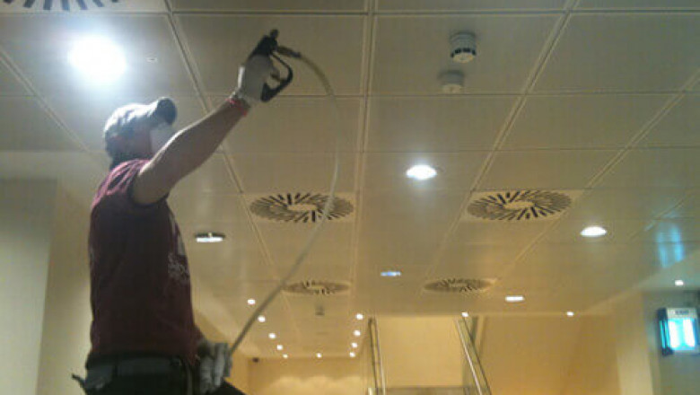 Expert High-Level Cleaning and Dusting Services for Schools