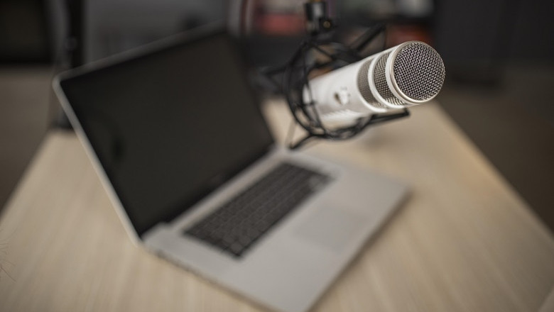 How Can Russian Translation Services Help Me Reach Russian Speakers?