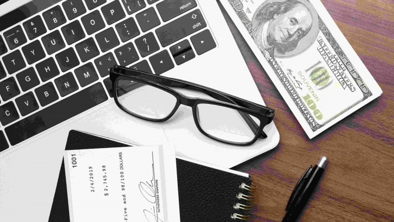 Payroll Outsourcing in the UK: Simplify Compliance and Master P60 Deadlines