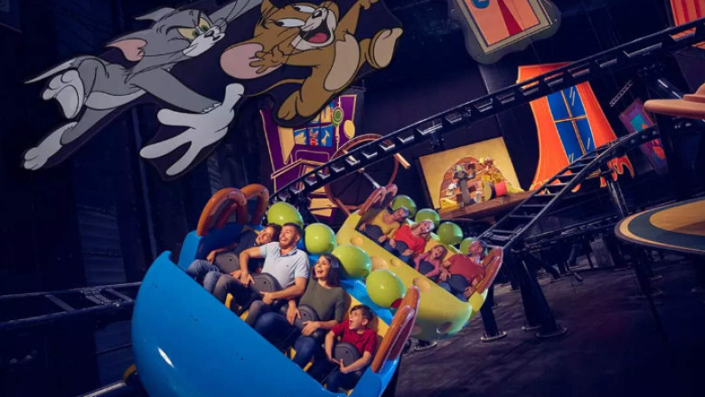 Warner Bros World Abu Dhabi Opening Hours for Tourists & Families