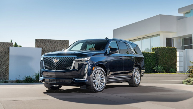 Unmatched Luxury Chauffeur Service – Travel in Style with Famous Drive