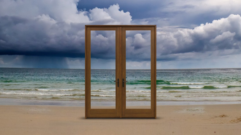 Discover Quality Sliding Doors in Fort Myers and Naples with universal window solutions