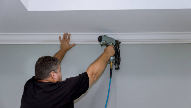 Enhance yourBusiness with Commercial Trim Work with RR Painting
