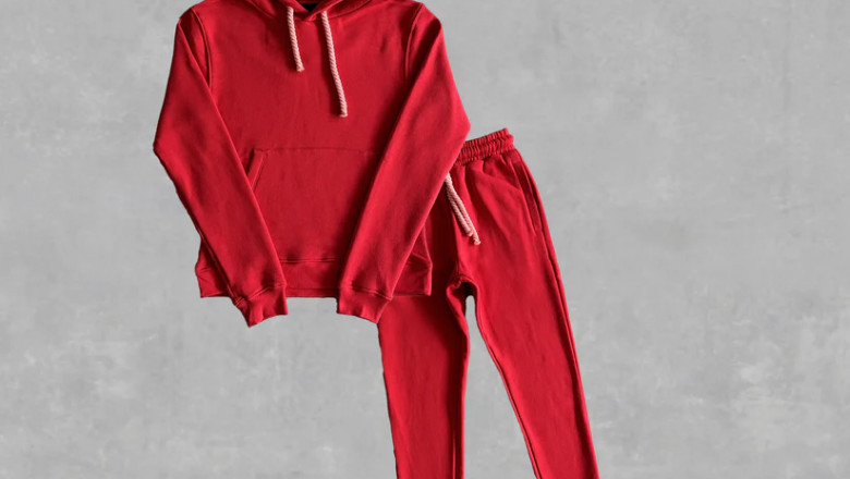 Exploring Synaworldofficialcloth: A Trendsetter in Fashion
