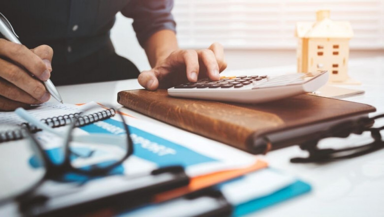 Are Tax Preparation Services Worth It for Small Business Owners