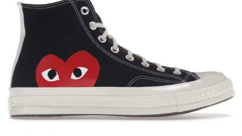 How do you keep the Cdg Converse black leather looking clean and fresh?