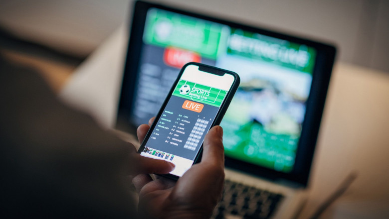 Online mobile: scommettere in movimento con comodità