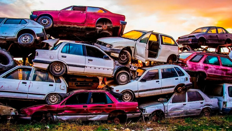 Why Selling Your Junk Car to a Licensed Buyer is the Smart Choice