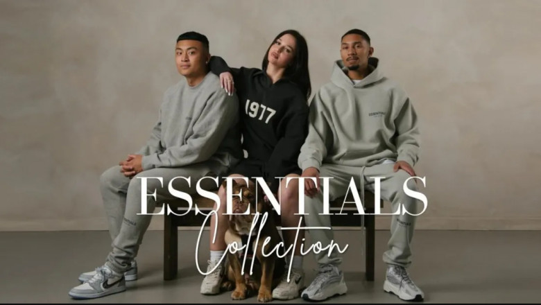Essential Hoodie That Completes Your Minimalist Look