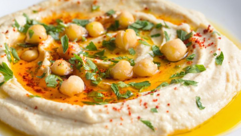Why the Vegan Mixed Plate Is Changing Minds About Plant-Based Lebanese Food