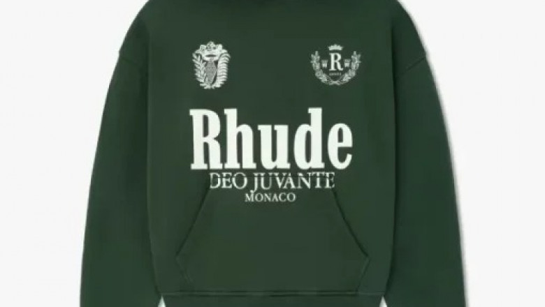 Rhude T-Shirts: The Intersection of Lifestyle, Fashion, and Beauty