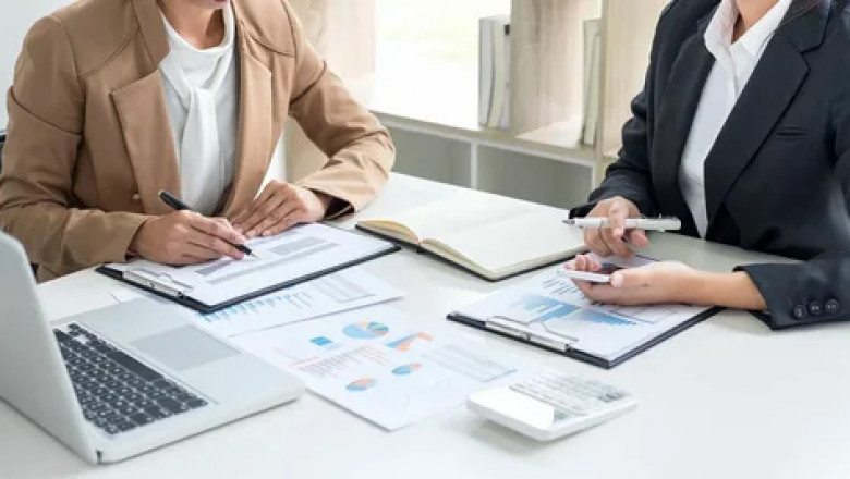 What Bookkeeping Red Flags Could Sink Your Business in a Downturn?