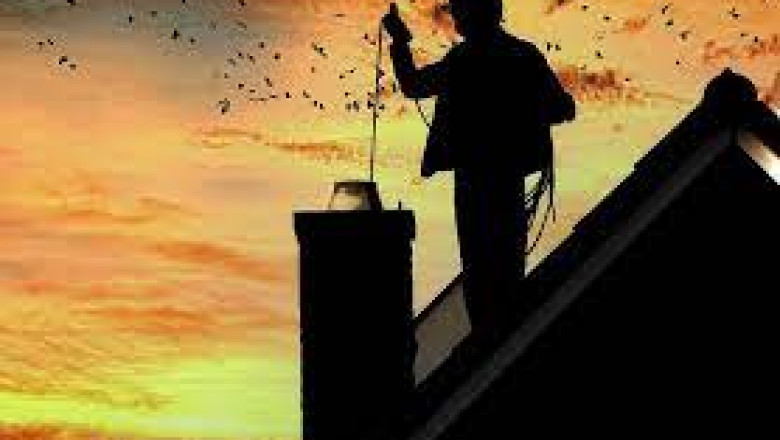 It’s important to know how to recognize the warning signs of a leaky chimney
