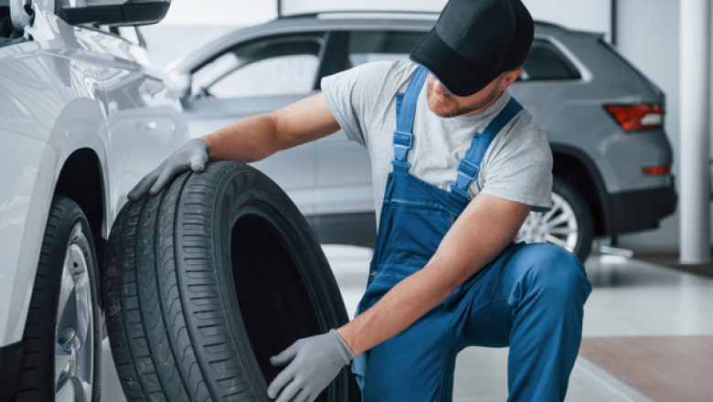 Tyre Service | Expert Fitting, Balancing & Alignment