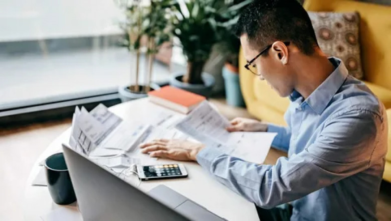 Top 8 Reasons Small Businesses Need A Tax Consultant This Year