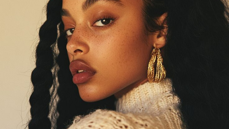 Best Curly Hair Extensions for Summer Glow-Ups: What to Use & How to Care
