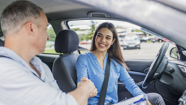 How to Pick the Right Driving School
