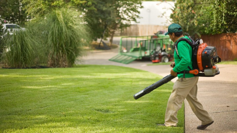 Best Practices for Herbicide Application in Lake County's Commercial Lawn Care Industry